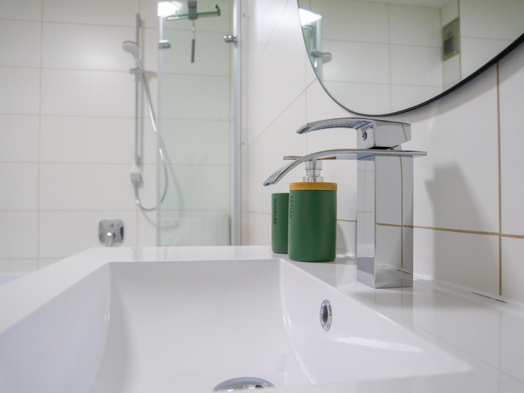 Amao-Green I 90Qm I Penthouse Maisonette Mit Rooftop I City Center I King-Size Betten Lahr/Schwarzwald Extérieur photo