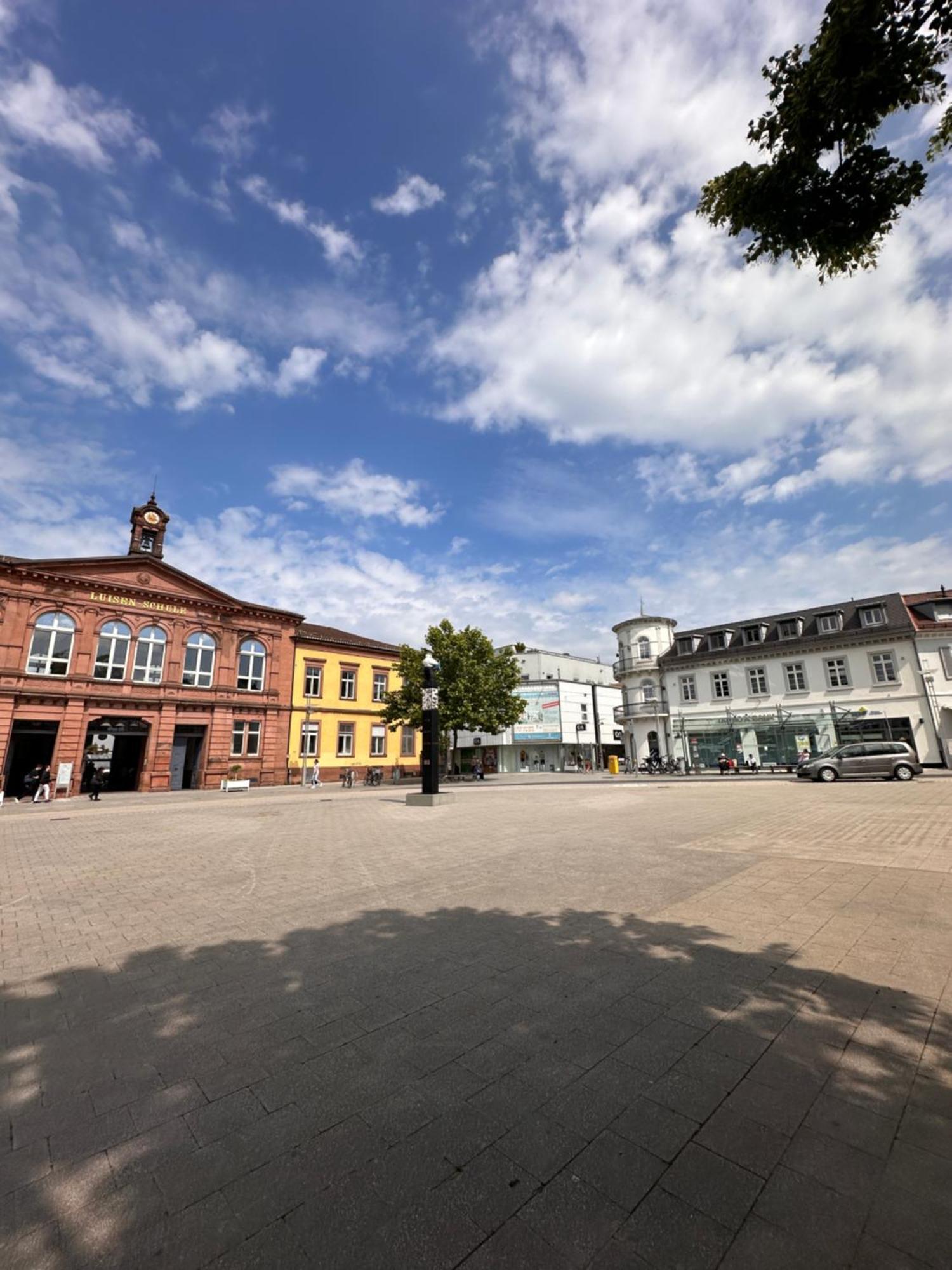 Amao-Green I 90Qm I Penthouse Maisonette Mit Rooftop I City Center I King-Size Betten Lahr/Schwarzwald Extérieur photo